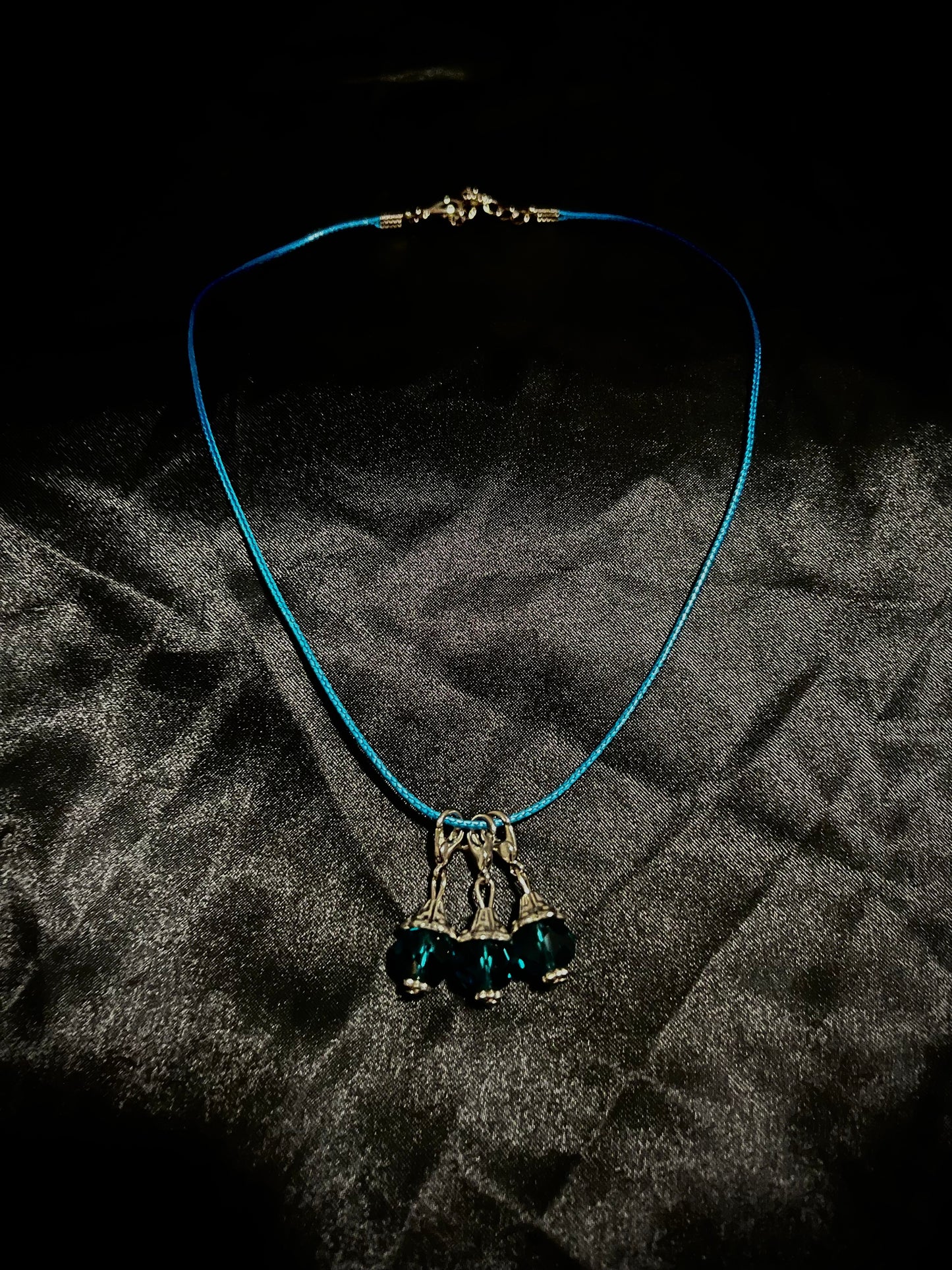 Crystal Necklace Light Blue N Dark Blue